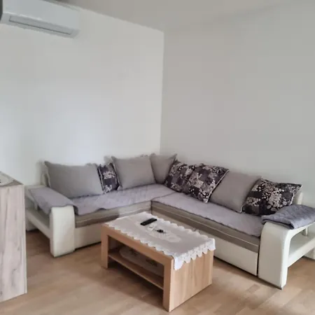 Klub1 Apartamento Podgorica